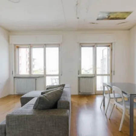 Sunny Flat Top Floor Pescara